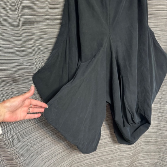 E Lantern Leg/Harem/Gaucho Pants in Black Size 1 (Medium) - Picture 8 of 11